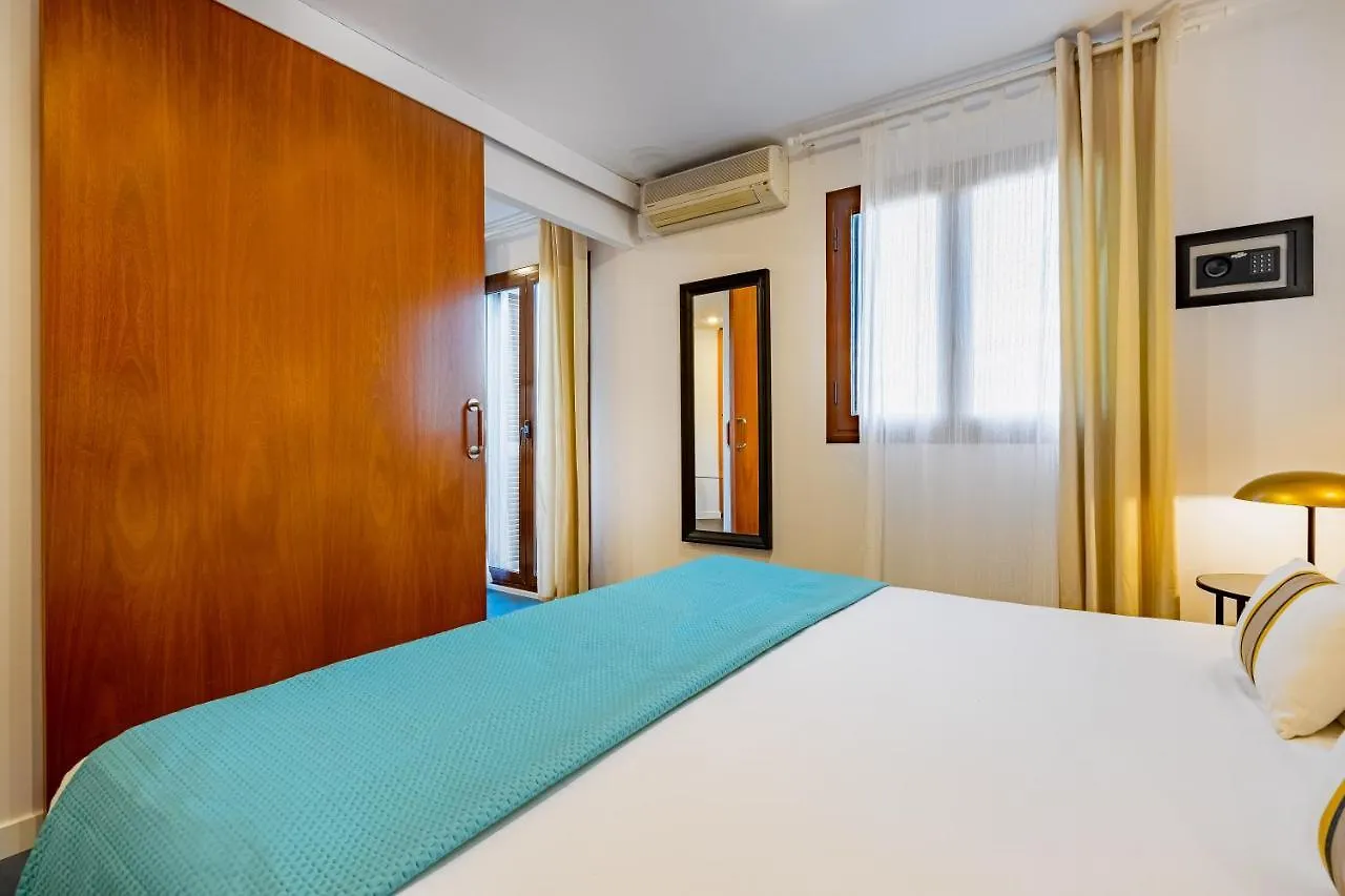 Lodging Apartments City Center-Eixample Barcelona Spain