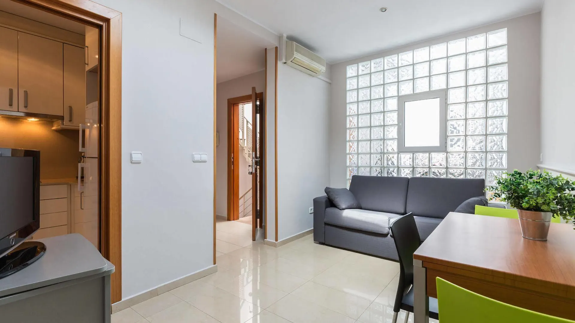 Lodging Apartments City Center-Eixample Barcelona