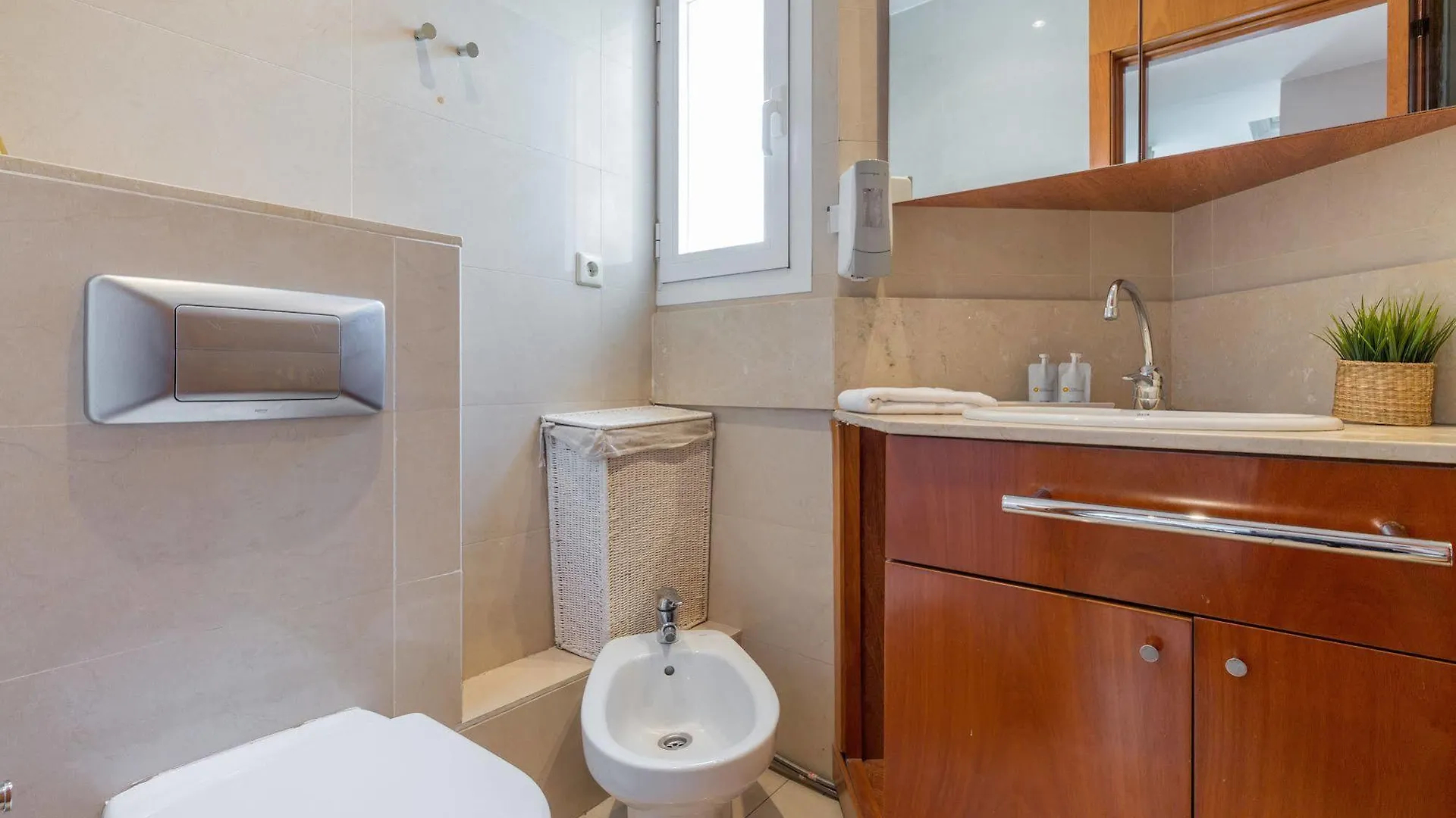Lodging Apartments City Center-Eixample Barcelona Spain
